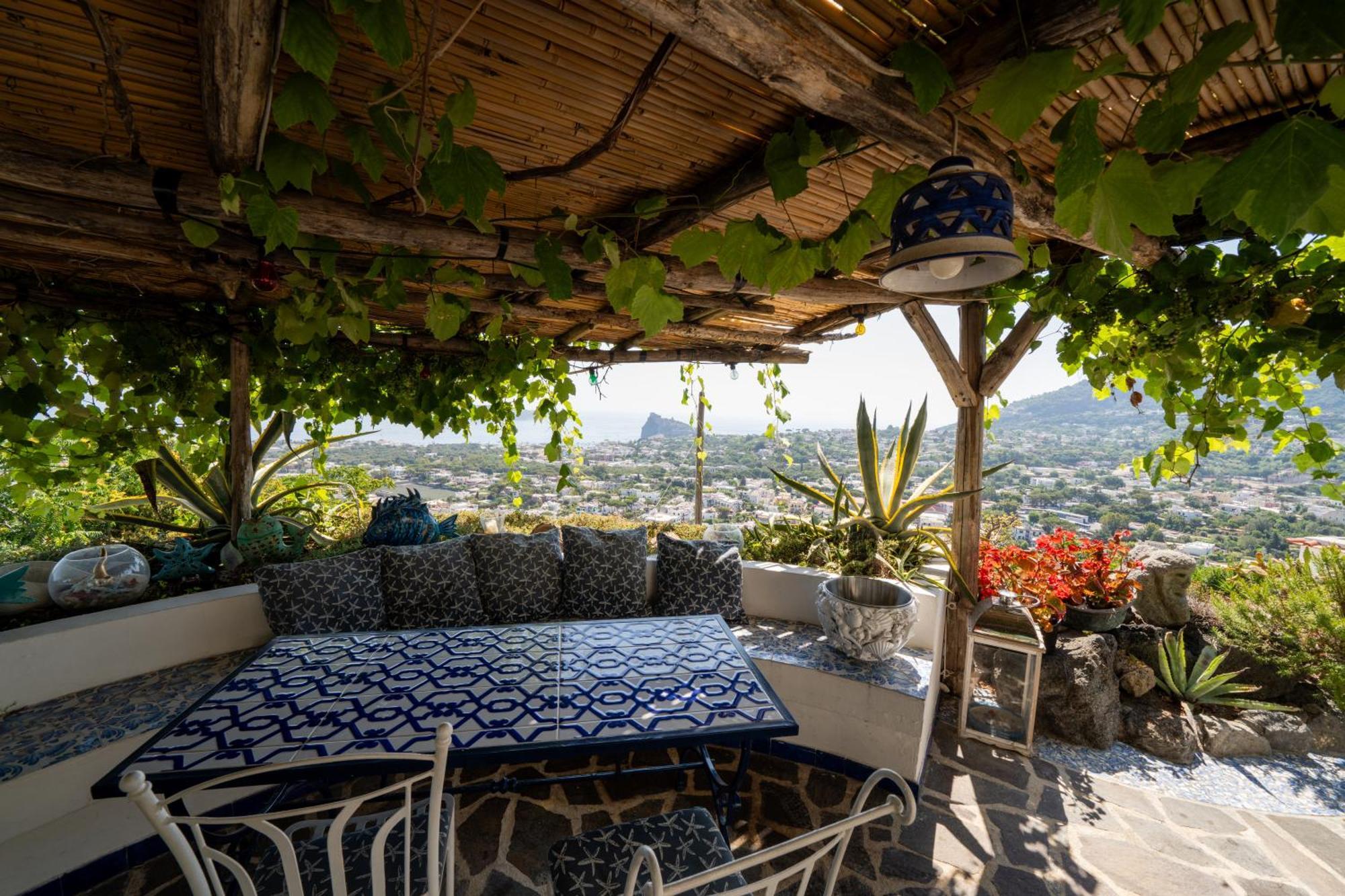 Relais Bijoux Ischia Bed & Breakfast Exterior photo