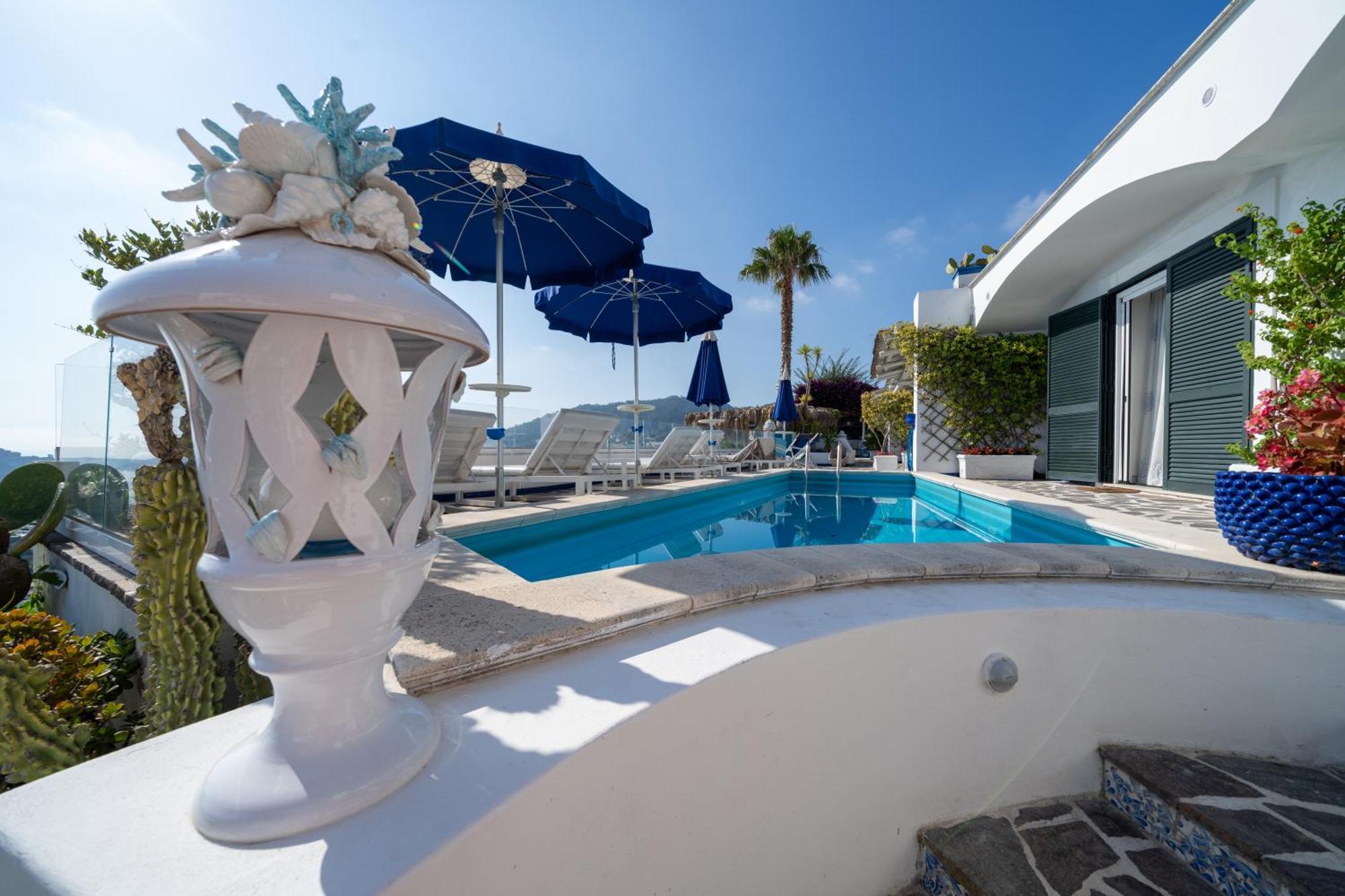 Relais Bijoux Ischia Bed & Breakfast Exterior photo